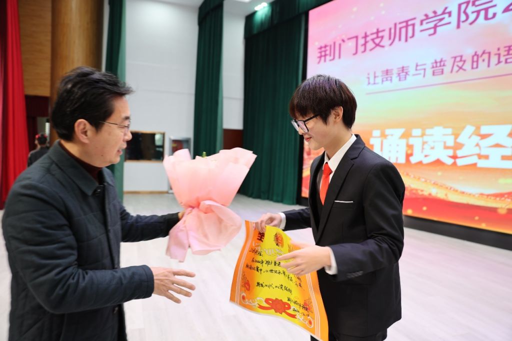 图片 3.jpg 图片 3.jpg