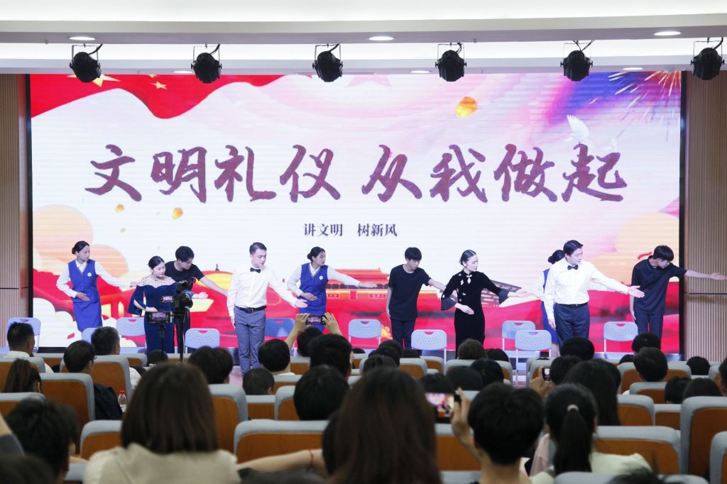 图片 2.jpg 图片 2.jpg